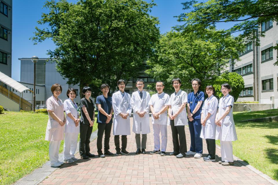 血液内科_写真(右側集合写真差替え).jpg